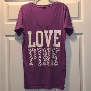 PINK Victoria’s Secret T-Shirt.